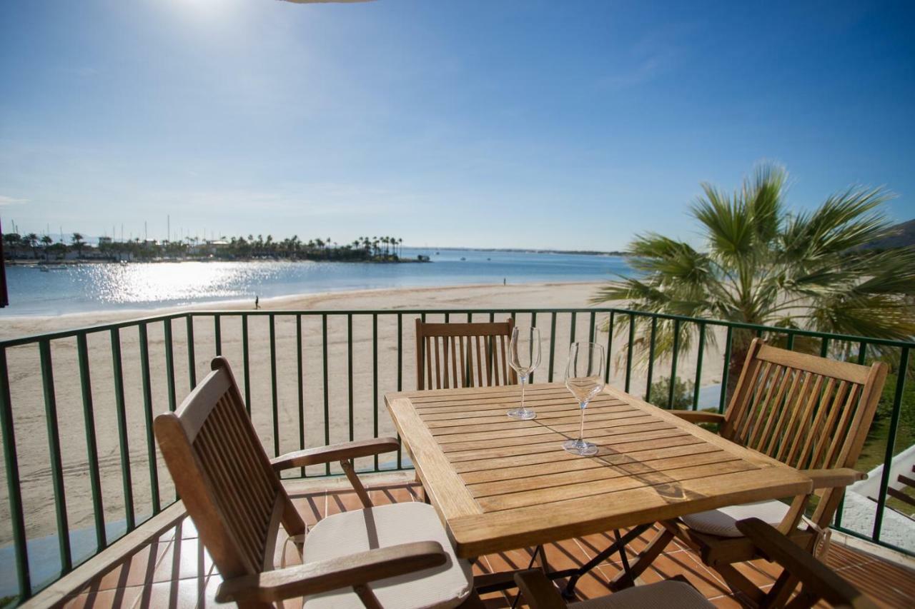 Beachfront Apartment Port d'Alcúdia Extérieur photo