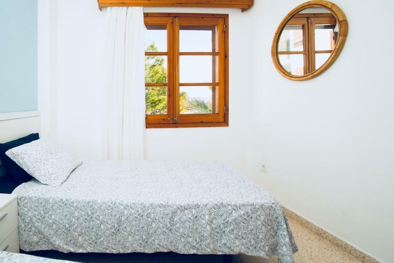 Beachfront Apartment Port d'Alcúdia Extérieur photo