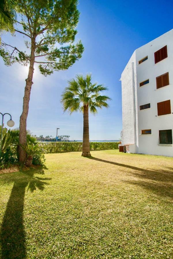 Beachfront Apartment Port d'Alcúdia Extérieur photo